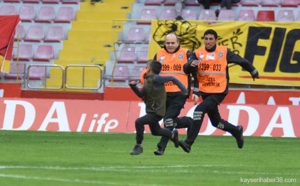 PFDK’dan Kayserispor’a taraftar cezası PFDK’dan Kayserispor’a taraftar cezası